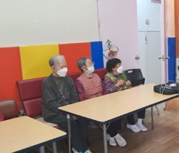 11.14 음악치료1.jpg