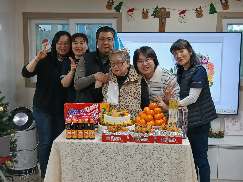 12.22 생일13.jpg
