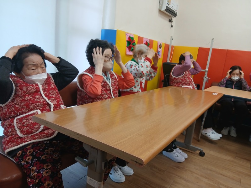 미술치료 (5).jpg