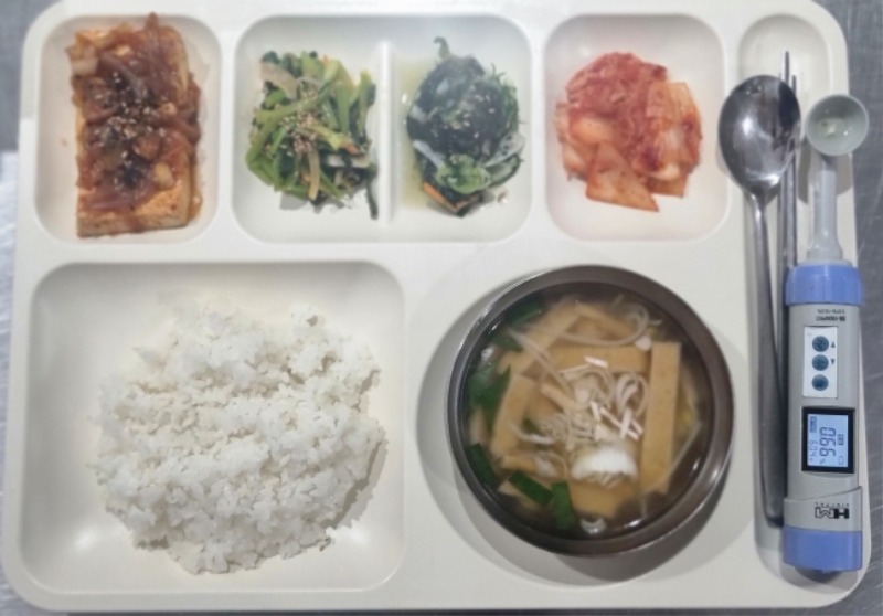 2.23 석식.jpg