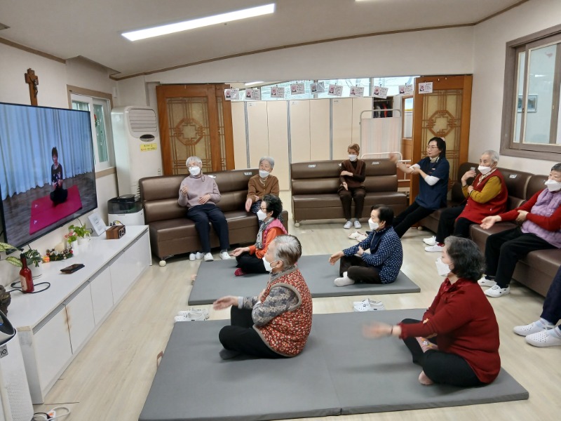 3.12 멧돌1.jpg