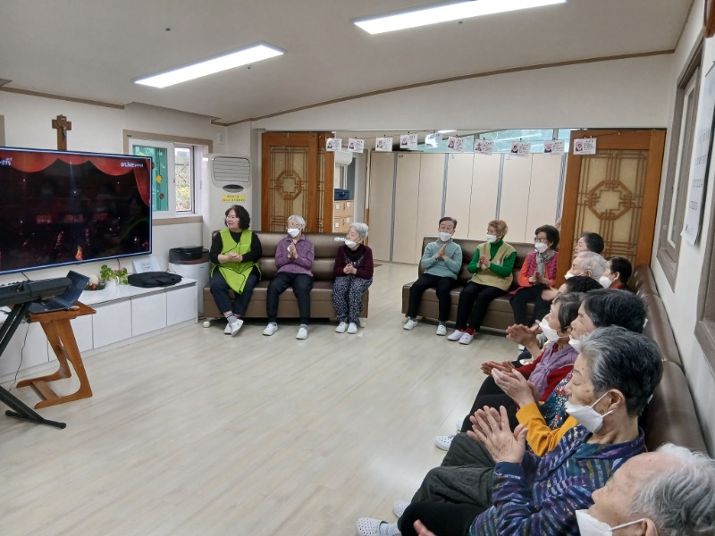 4.3 음악1.jpg