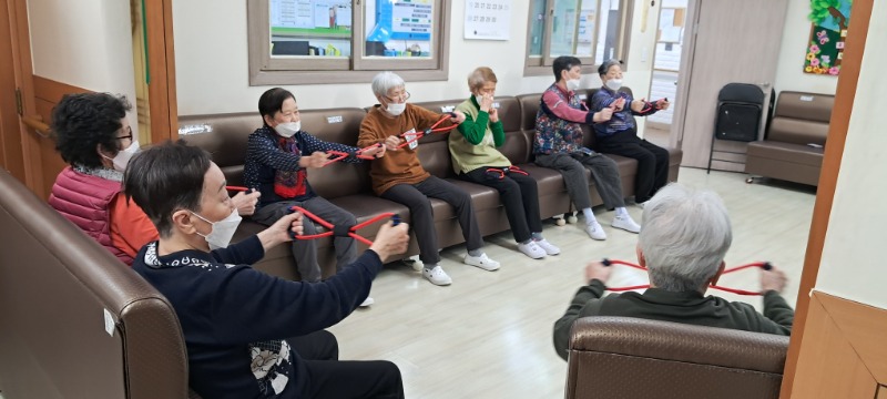 4.4 건스1.jpg