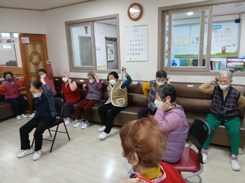 4.7 밴드2.jpg