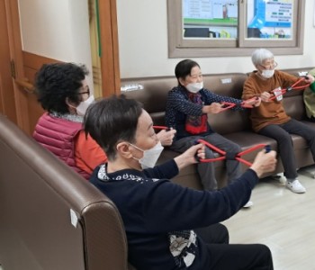 4.4 건스1.jpg