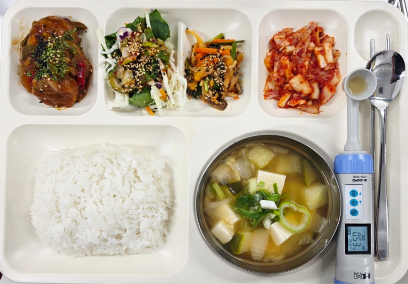 6.2 석식.jpg