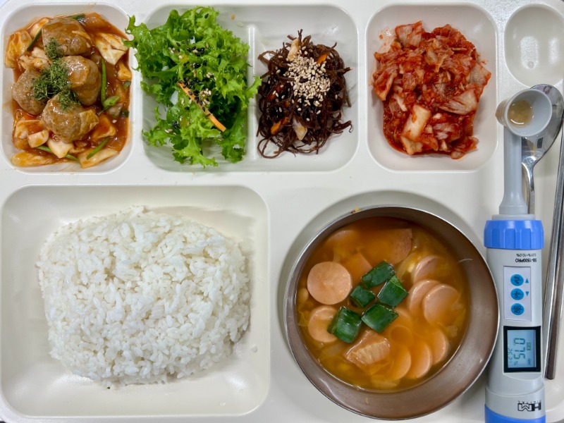 6.25 석식.jpg