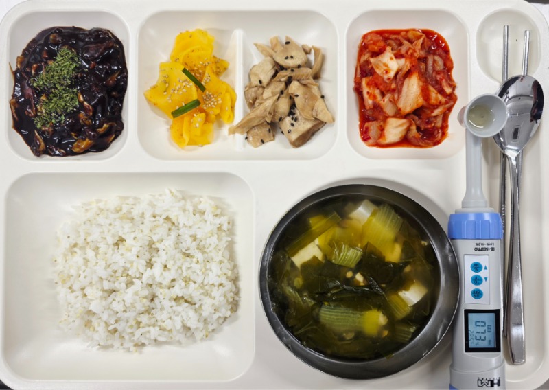 8.3 석식.jpg