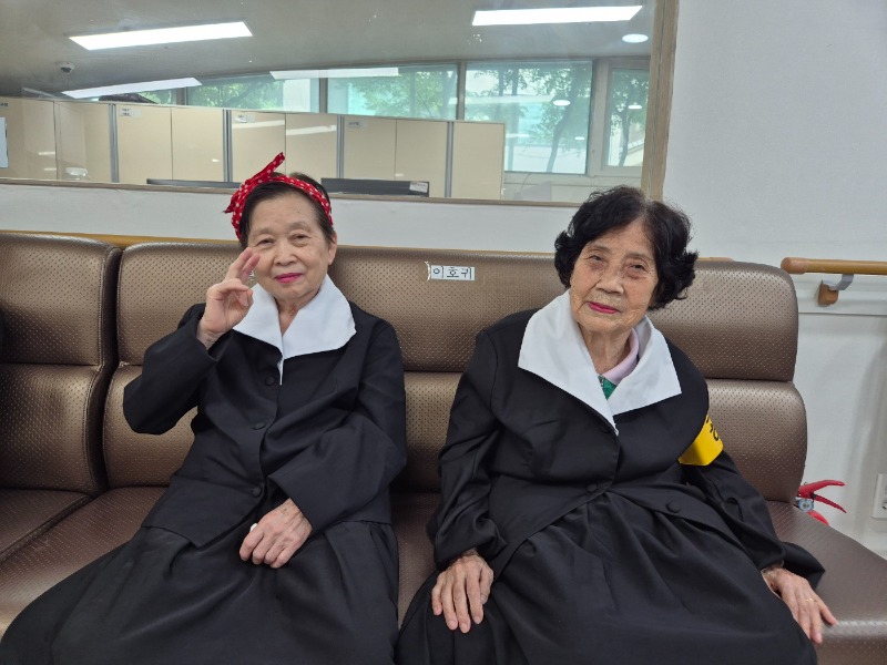 어느4.jpg