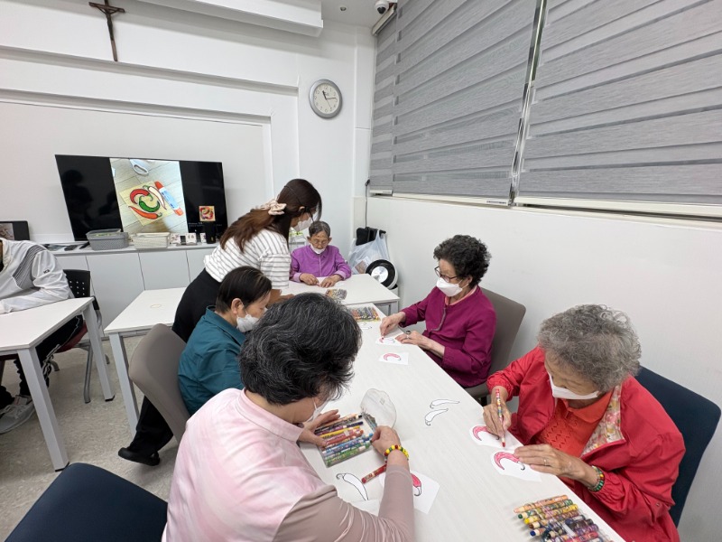 9월 9일 미술치료 (1).jpg